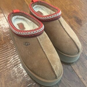 UGG Platform Tasman Slippers with Red Trim
